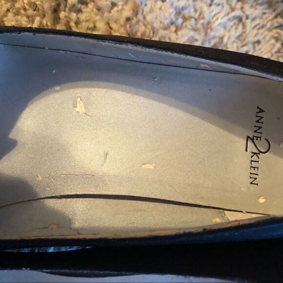 Anne Klein Black Satin Heels - Picture 11 of 11
